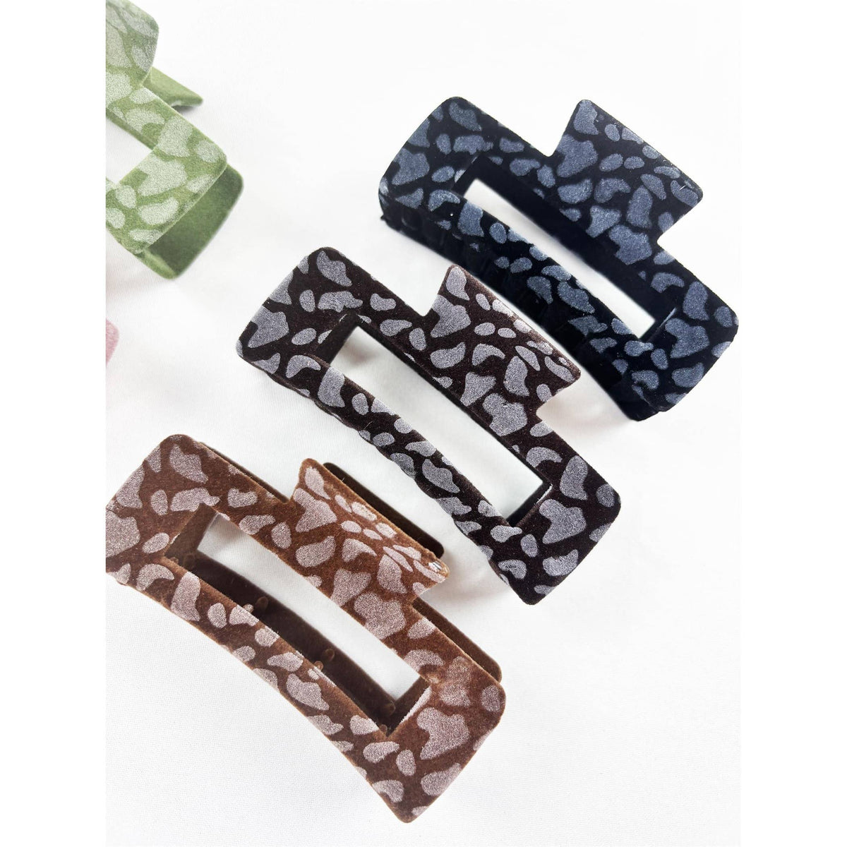 Leopard Flocked Velvet Rectangle Claw Clip: MIX COLOR / ONE(12)