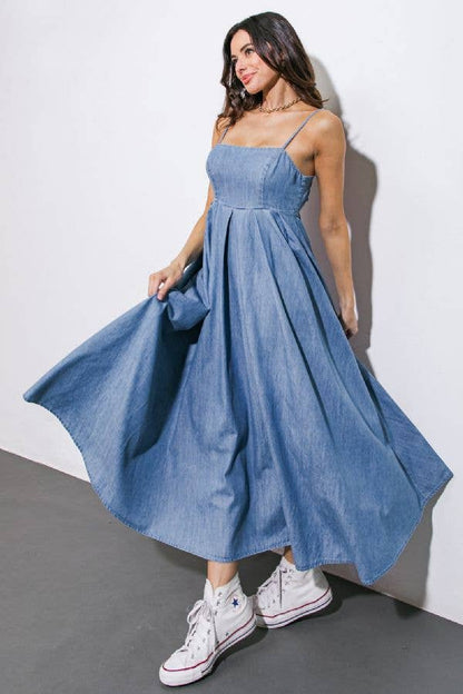 A washed denim midi dress - ID20973: LIGHT INDIGO / Contemporary / L
