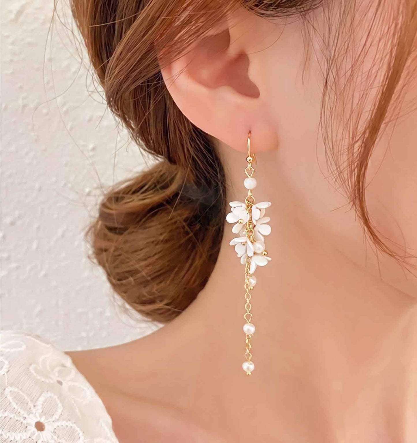 Floral Dangle white Earring