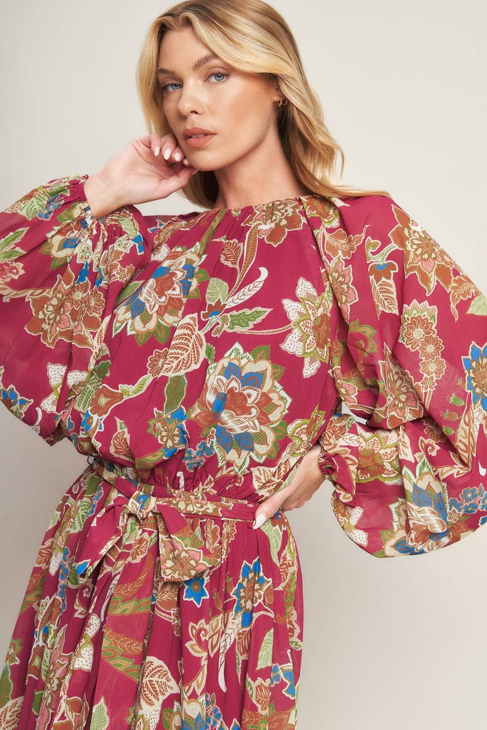 A printed woven midi dress - ID20511: MERLOT / Contemporary / S