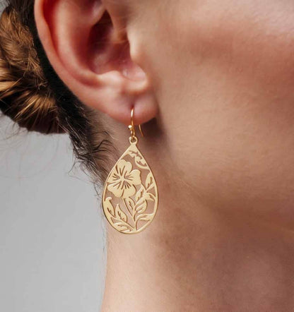 Shiny Gold Plated Openwork Floral Teardrop Earring