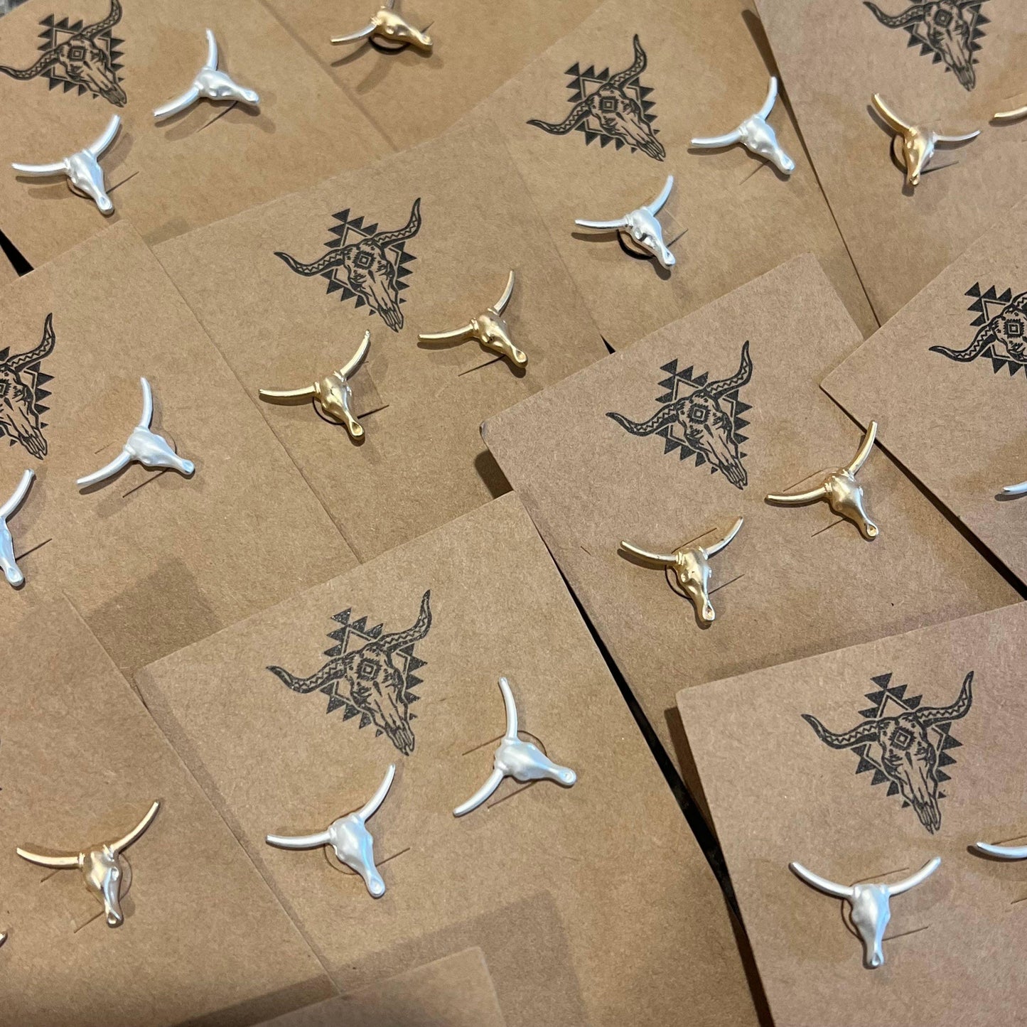 South Western Studs- Bull / Longhorn stud earrings : Silver / Bull